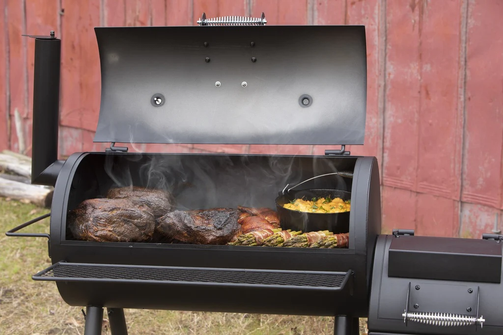 Oklahoma Joe's Highland Offset Smoker - Image 2